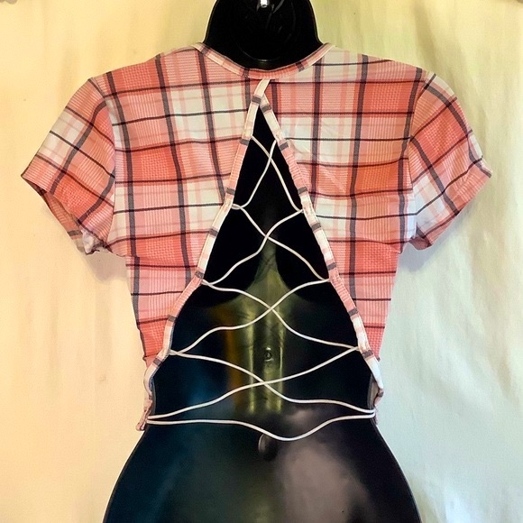 Faded Rose Pink Plaid Exposed Elastic Back Tee M - Picture 3 of 8